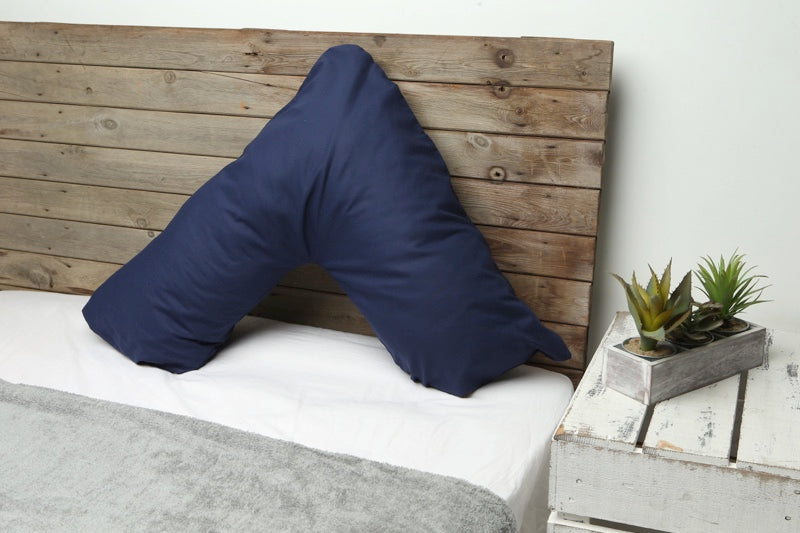 V-pillow with pillowcase in the color of your choice