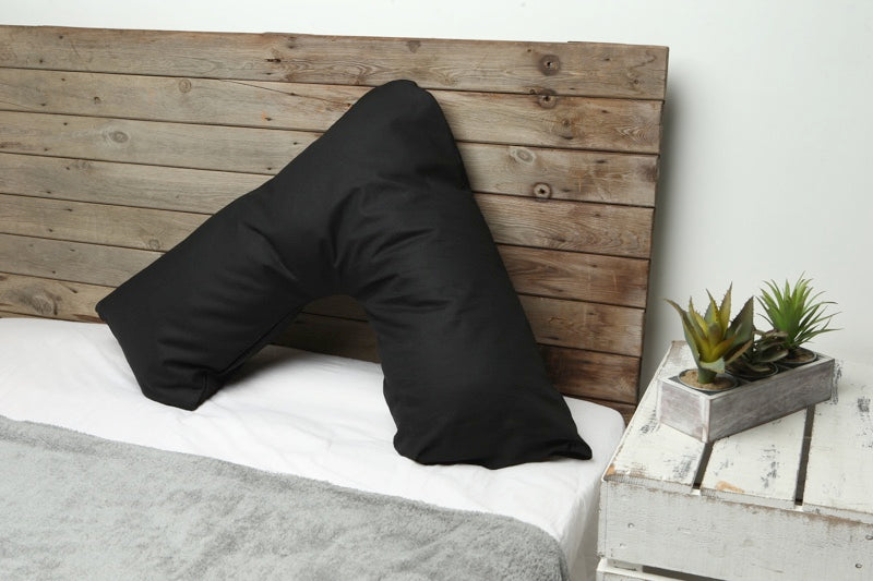 V-pillow with pillowcase in the color of your choice