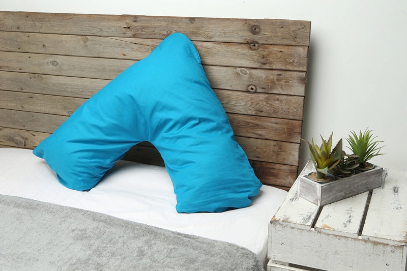V-pillow with pillowcase in the color of your choice
