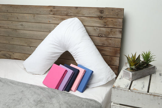 V-pillow with pillowcase in the color of your choice