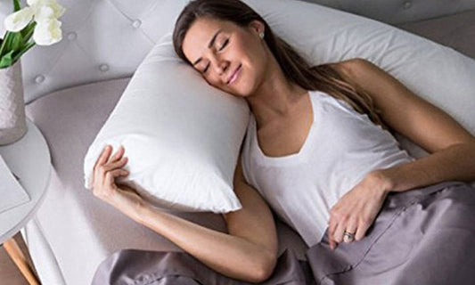 V-pillow with pillowcase in the color of your choice